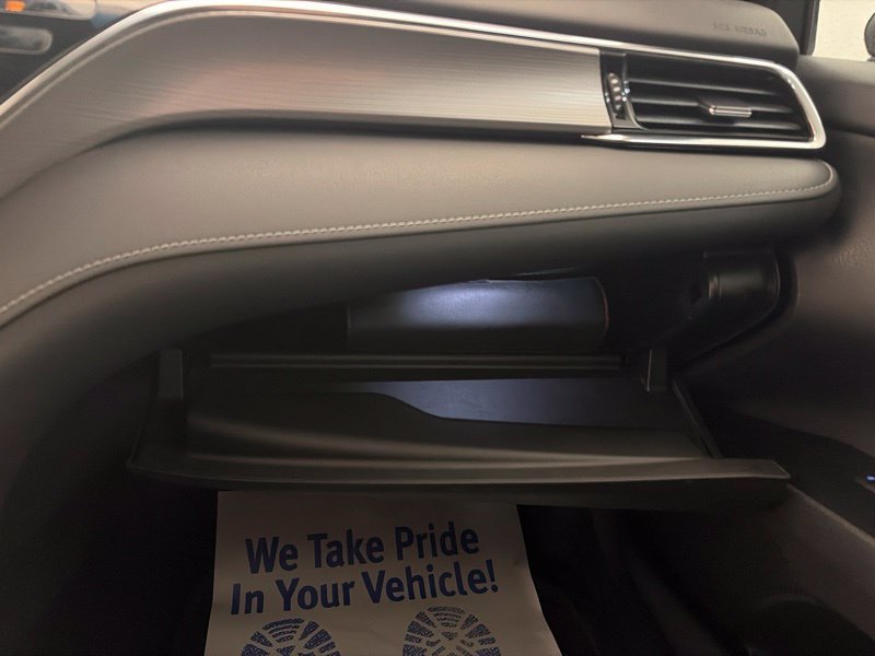 Used 2018 Toyota Camry SE w/ Moonroof Package FWD image 36