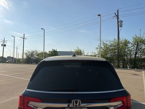 Used 2019 Honda Odyssey EX-L image 4