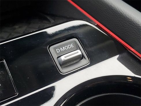 Certified 2025 Nissan Murano SL image 23