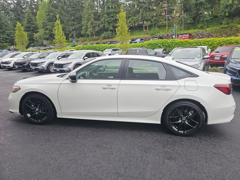 Used 2026 Honda Civic Sport image 4