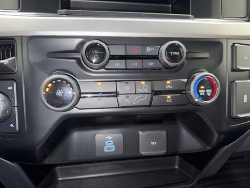 New 2026 Ford F250 XL w/ XL Chrome Package image 23