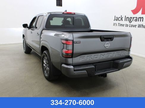 New 2026 Nissan Frontier SV image 2