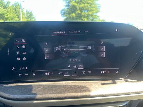 Certified 2025 Audi Q5 Premium Plus w/ Premium Plus AWD/4WD image 18