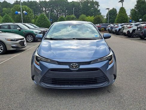 Used 2023 Toyota Corolla LE FWD image 3
