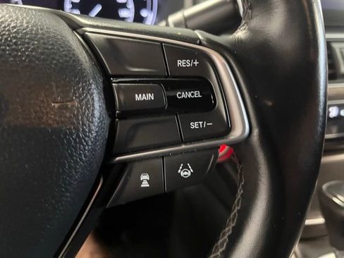 Used 2018 Honda Accord Sport image 27