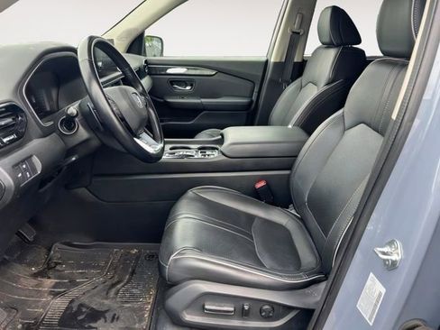 Used 2023 Honda Pilot Elite image 8