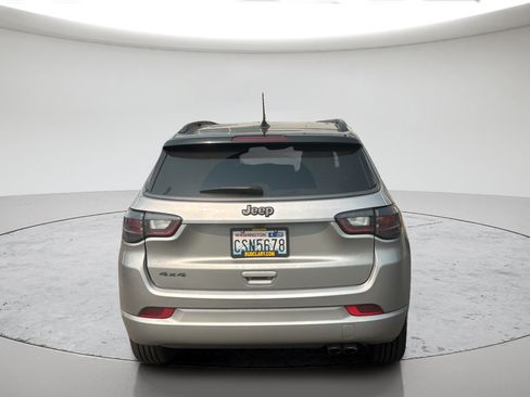 Used 2022 Jeep Compass High Altitude AWD/4WD image 7