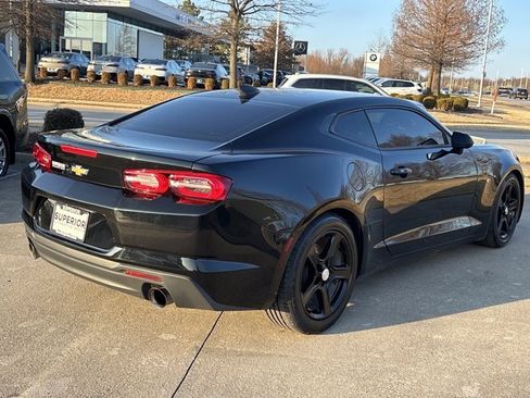 Used 2022 Chevrolet Camaro LT image 3