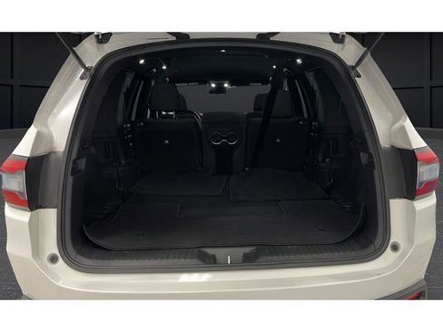 Used 2023 Honda Pilot Sport image 27