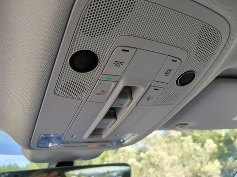 Certified 2025 Audi Q3 2.0T Premium Plus w/ Premium Plus Package image 19