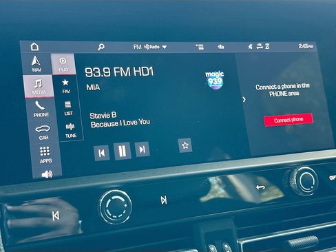 Used 2023 Porsche Macan S image 15