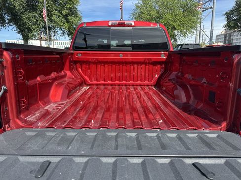 Certified 2025 Chevrolet Colorado Trail Boss AWD/4WD image 32