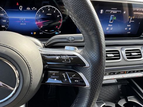 Certified 2024 Mercedes-Benz GLS 580 4MATIC image 11