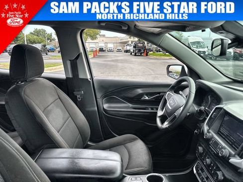 Used 2022 GMC Terrain SLE w/ Driver Convenience Package FWD image 18