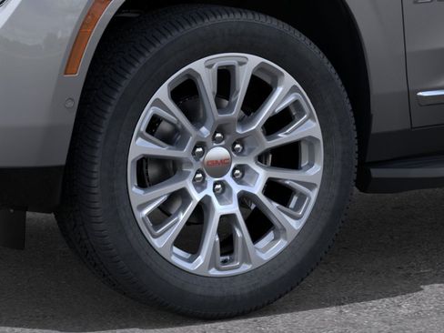 New 2026 GMC Yukon Denali RWD image 9