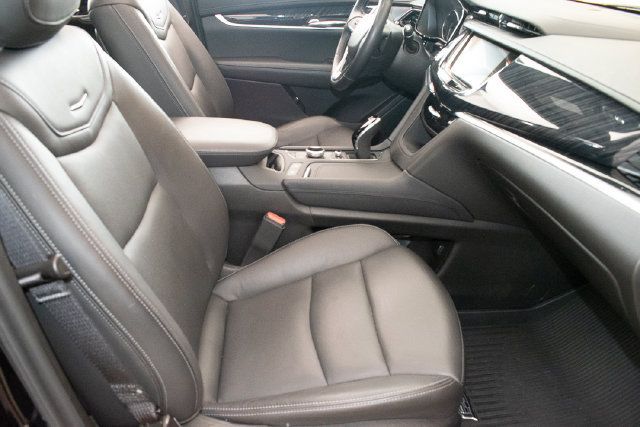 Used 2024 Cadillac XT6 Premium Luxury AWD/4WD image 10