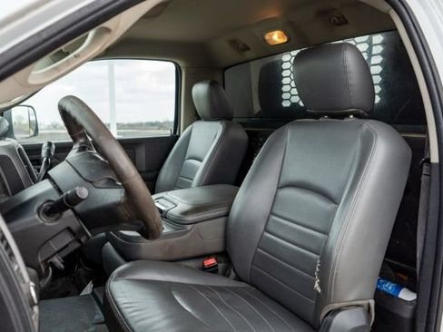 Used 2018 RAM 3500 Tradesman RWD image 14