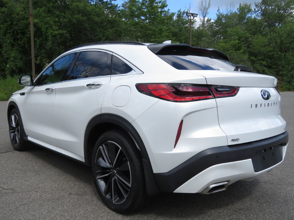 Used 2023 INFINITI QX55 Sensory w/ Lighting Package AWD/4WD image 7