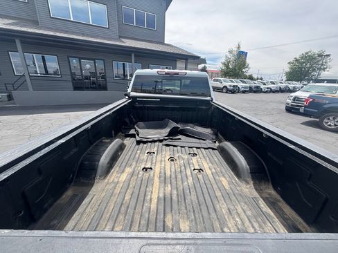 Used 2022 Chevrolet Silverado 3500 High Country w/ LPO, Hitch Package AWD/4WD image 5