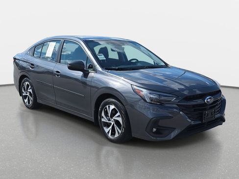 Used 2024 Subaru Legacy Premium image 3