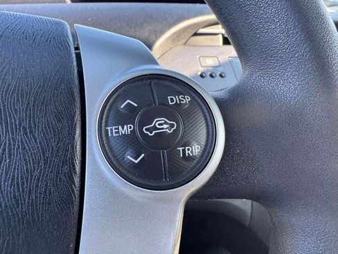 Used 2014 Toyota Prius Two image 27