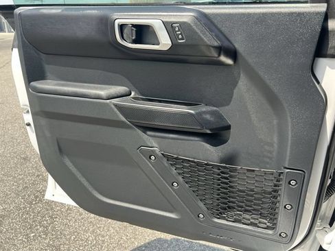 Used 2025 Ford Bronco Outer Banks AWD/4WD image 34
