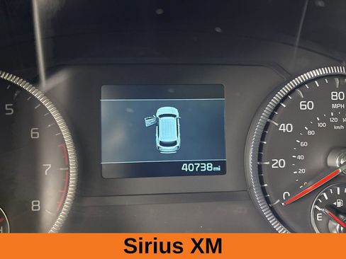 Used 2022 Kia Telluride EX w/ EX Premium Package image 14