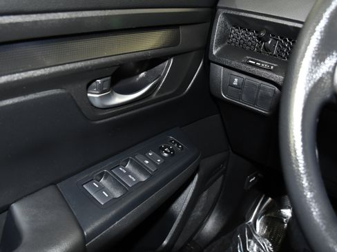 Certified 2024 Honda CR-V EX image 32