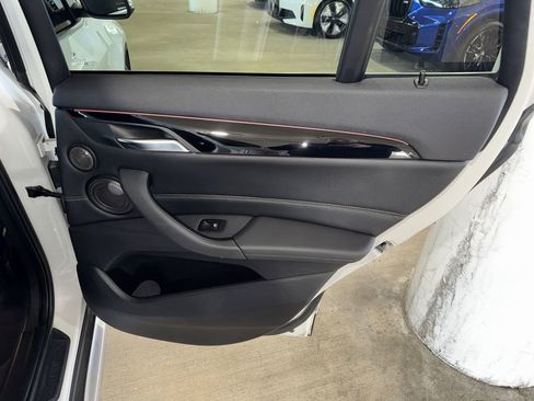 Used 2016 BMW X1 xDrive28i image 11