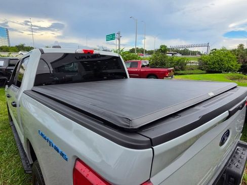 Used 2023 Ford F150 Lightning XLT AWD/4WD image 15