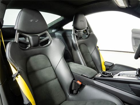 Certified 2025 Porsche 911 Carrera 4 GTS AWD/4WD image 18