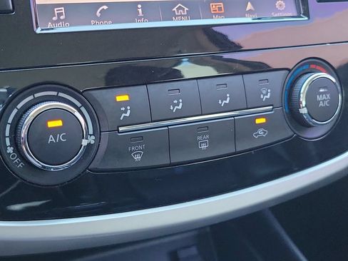 Certified 2018 Nissan Altima 2.5 SR w/ SR Midnight Edition FWD image 35