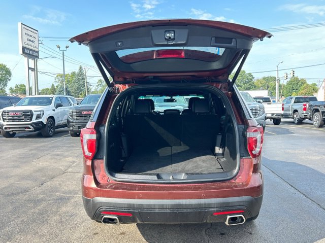 Used 2016 Ford Explorer Sport w/ Equipment Group 401A AWD/4WD image 9