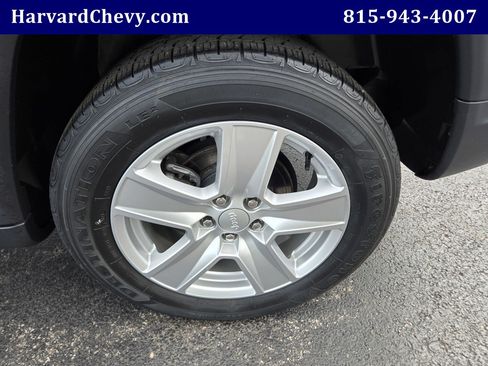 Used 2022 Jeep Compass Latitude w/ Convenience Group AWD/4WD image 45