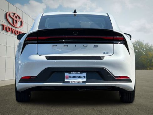 Certified 2026 Toyota Prius LE FWD image 4