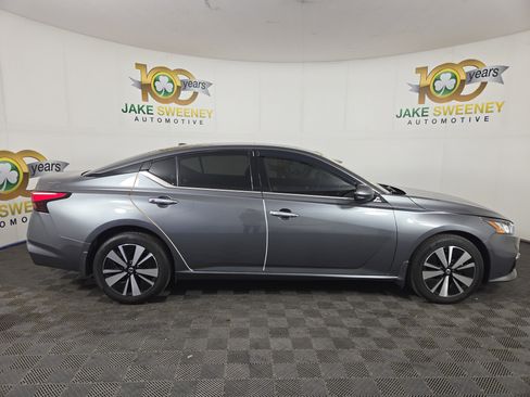 Used 2022 Nissan Altima 2.5 SL image 11