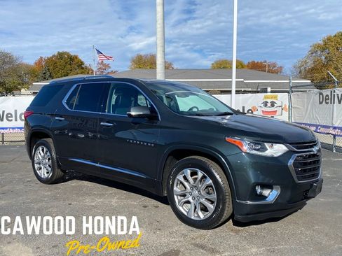 Used 2020 Chevrolet Traverse Premier image 1