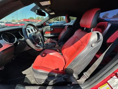 Used 2017 Ford Mustang Premium RWD image 9