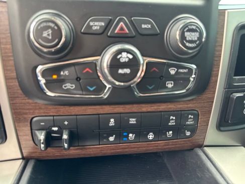 Used 2016 RAM 1500 Laramie w/ Convenience Group AWD/4WD image 34