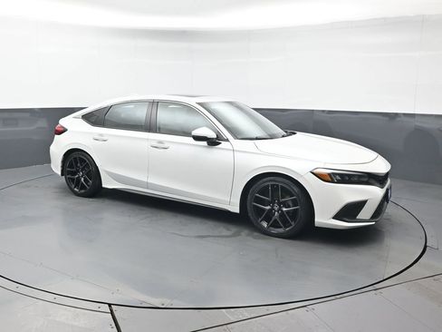 Certified 2022 Honda Civic Sport Touring image 9