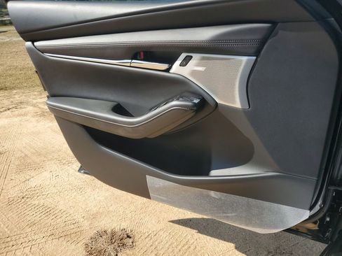 New 2026 MAZDA MAZDA3 2.5 S Hatchback w/ Premium Pkg image 18