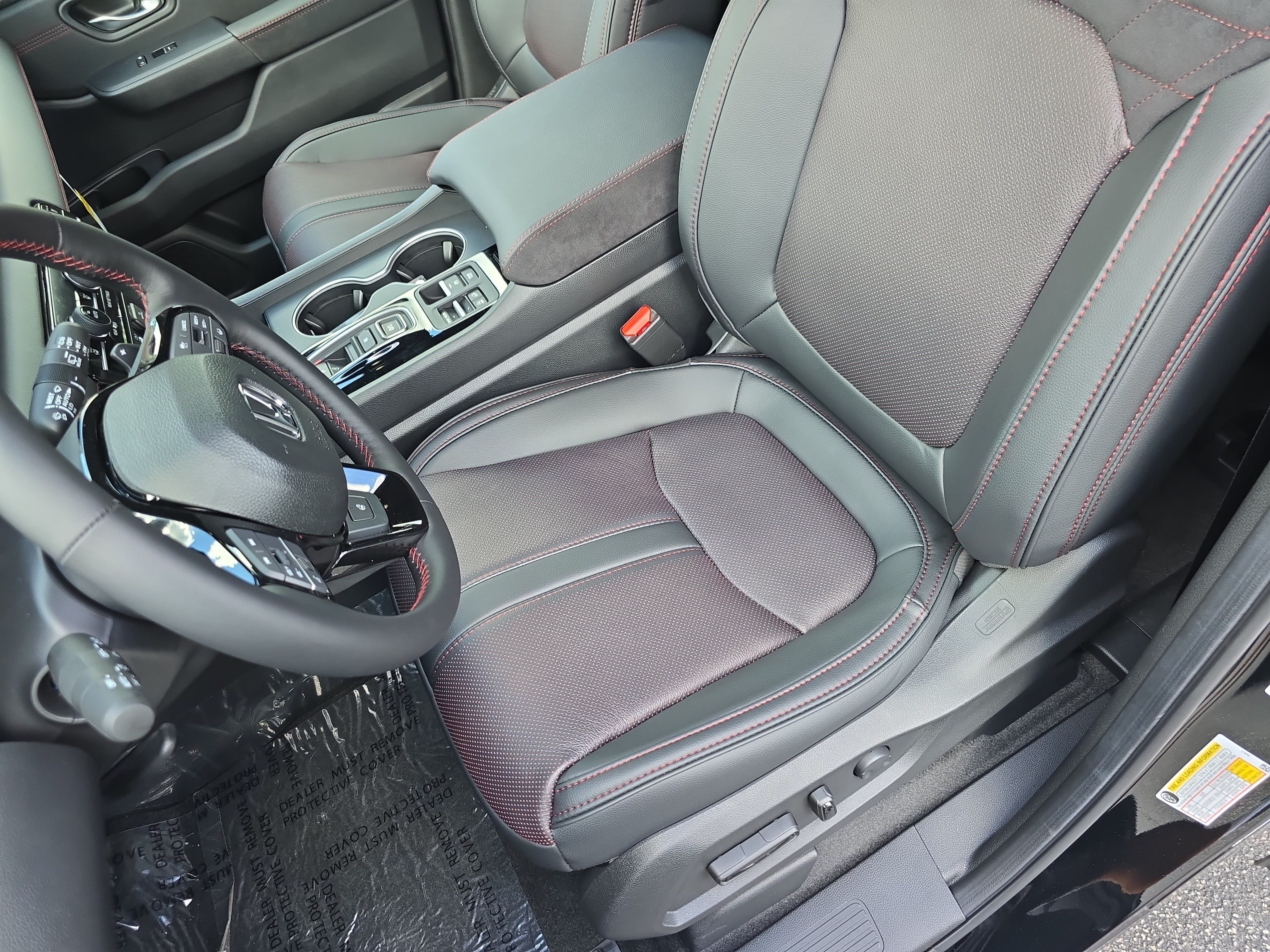New 2026 Honda Pilot Black Edition image 17