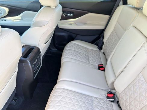 Used 2023 Nissan Murano Platinum w/ Cargo Package image 25