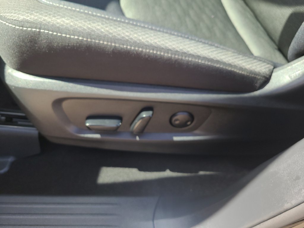 Certified 2026 Nissan Pathfinder SV FWD image 20