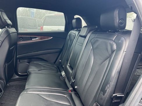 Used 2020 Lincoln Nautilus Reserve image 20