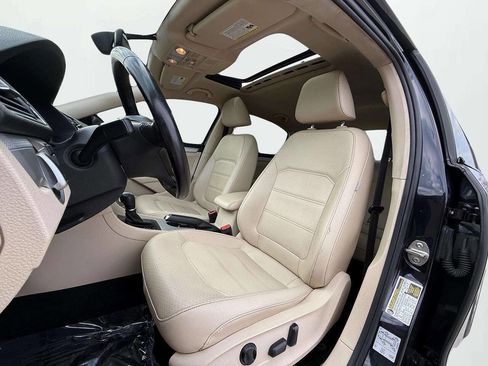 Used 2019 Volkswagen Passat 2.0T Wolfsburg w/ Wheels & Sunroof Package image 21