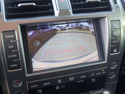 Used 2017 Lexus GX 460 Premium image 17