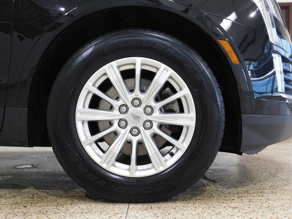 Used 2017 Cadillac XT5 FWD image 73