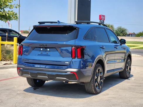 New 2026 Kia Sorento SX Prestige w/ Olive Brown Leather Package image 4