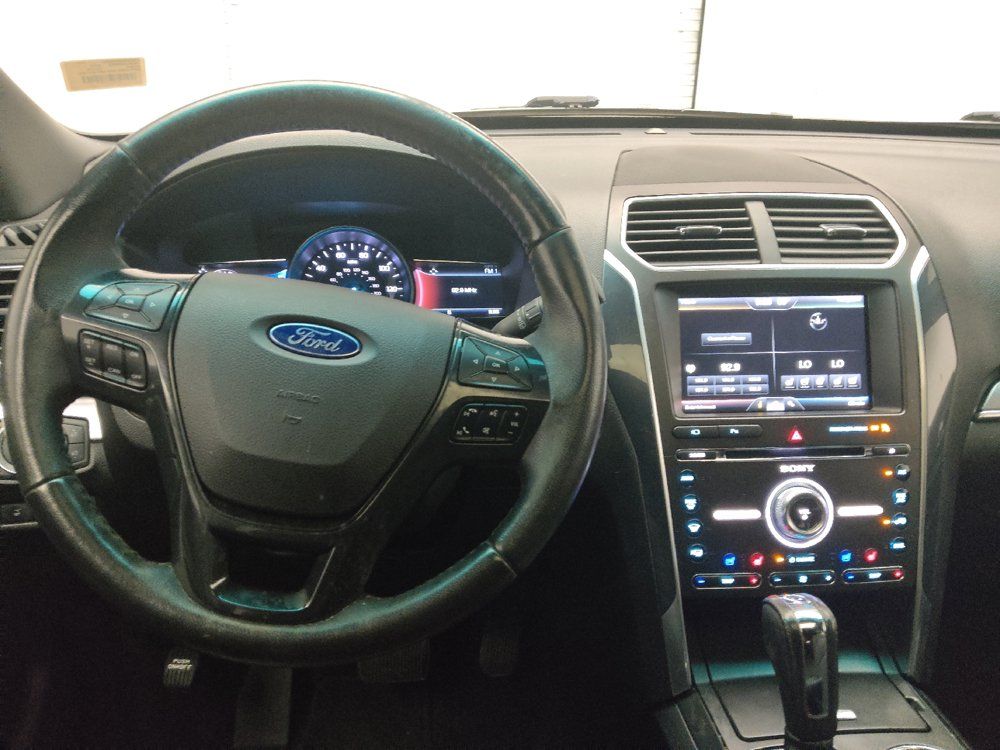 Used 2016 Ford Explorer Sport w/ Equipment Group 401A AWD/4WD image 22